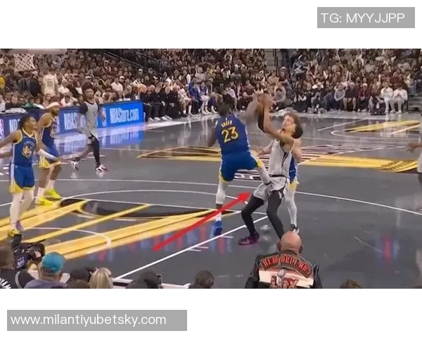 文班伤前遭波杰姆扫腿追梦疑似踢裆引发争议分析